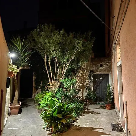 Lägenhet Hideaway Biennale