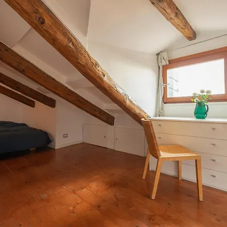 Hideaway Biennale Lägenhet *